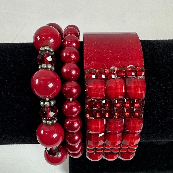 ✨ Stunning Red Bracelet Set – Perfect for Everyday Wear or Special Occasions ✨ - Picture 2 of 10